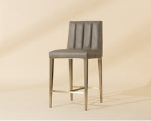 Load image into Gallery viewer, Wilbur Stool
